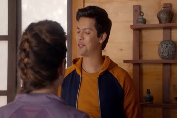 Cobra Kai 2021 S03 Different But Same Episode 9 in Hindi thumb